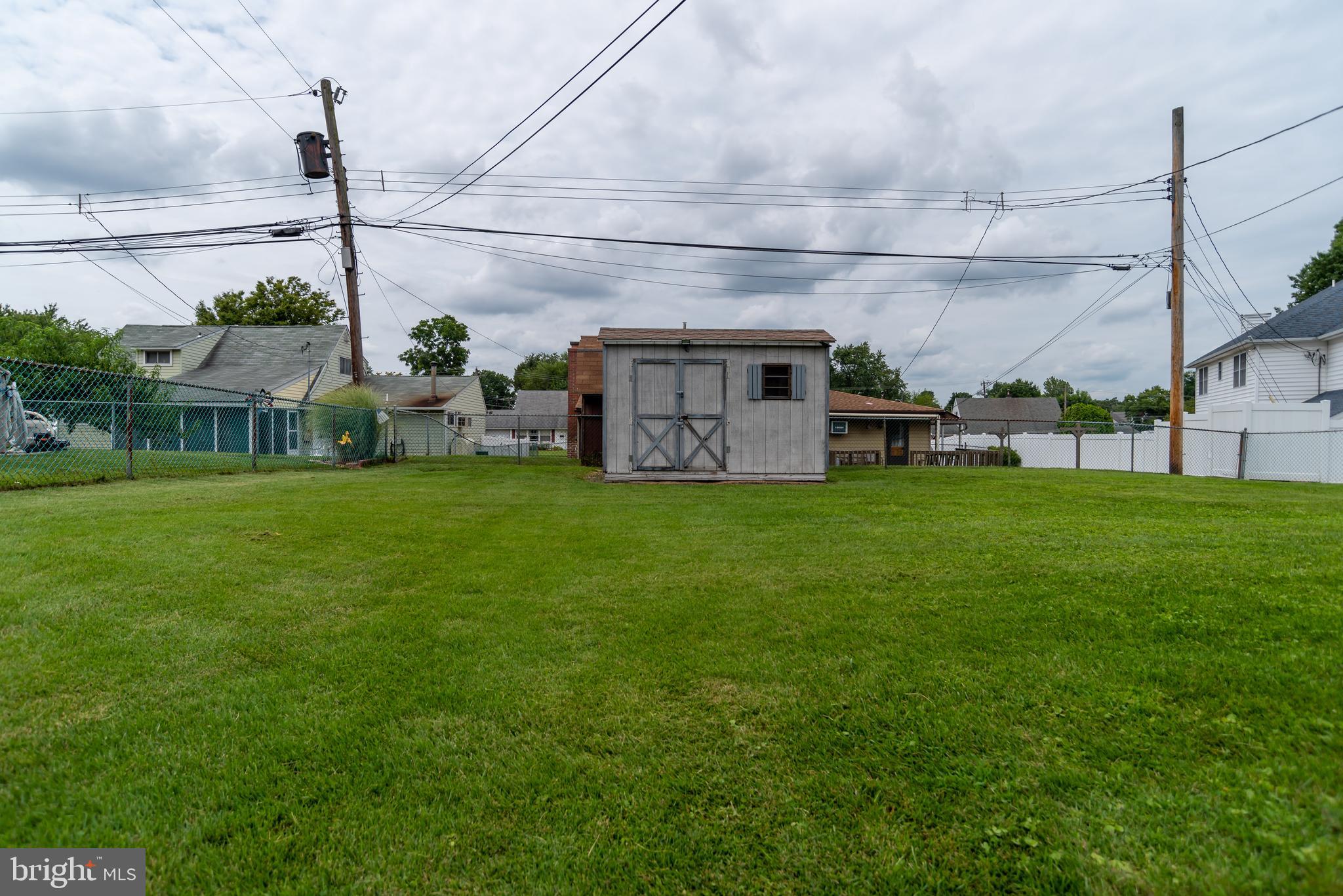 85 Candle Road Levittown, PA 19057 - Photo 36 of 39 Gallery Image 36
