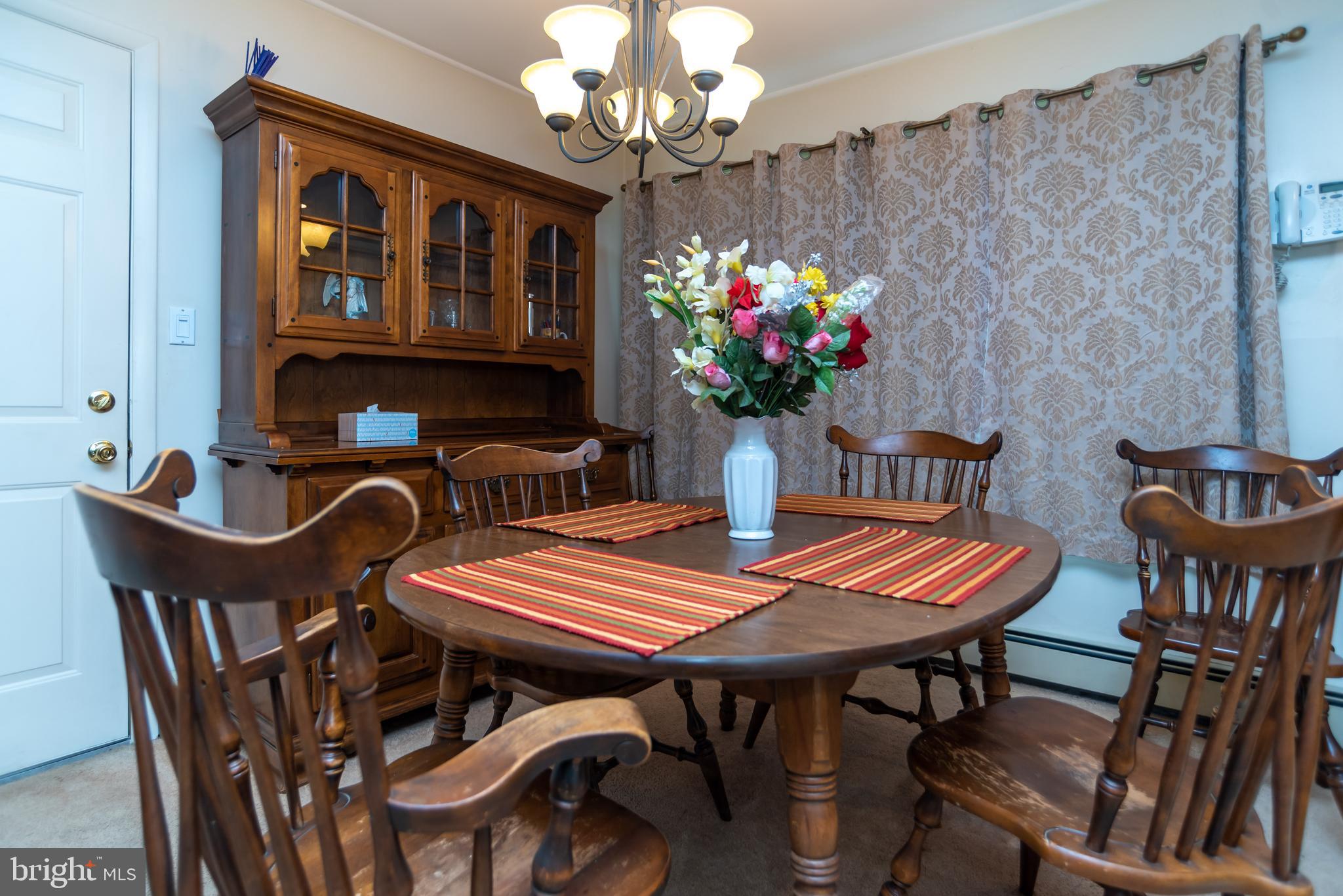 85 Candle Road Levittown, PA 19057 - Photo 9 of 39 Gallery Image 9