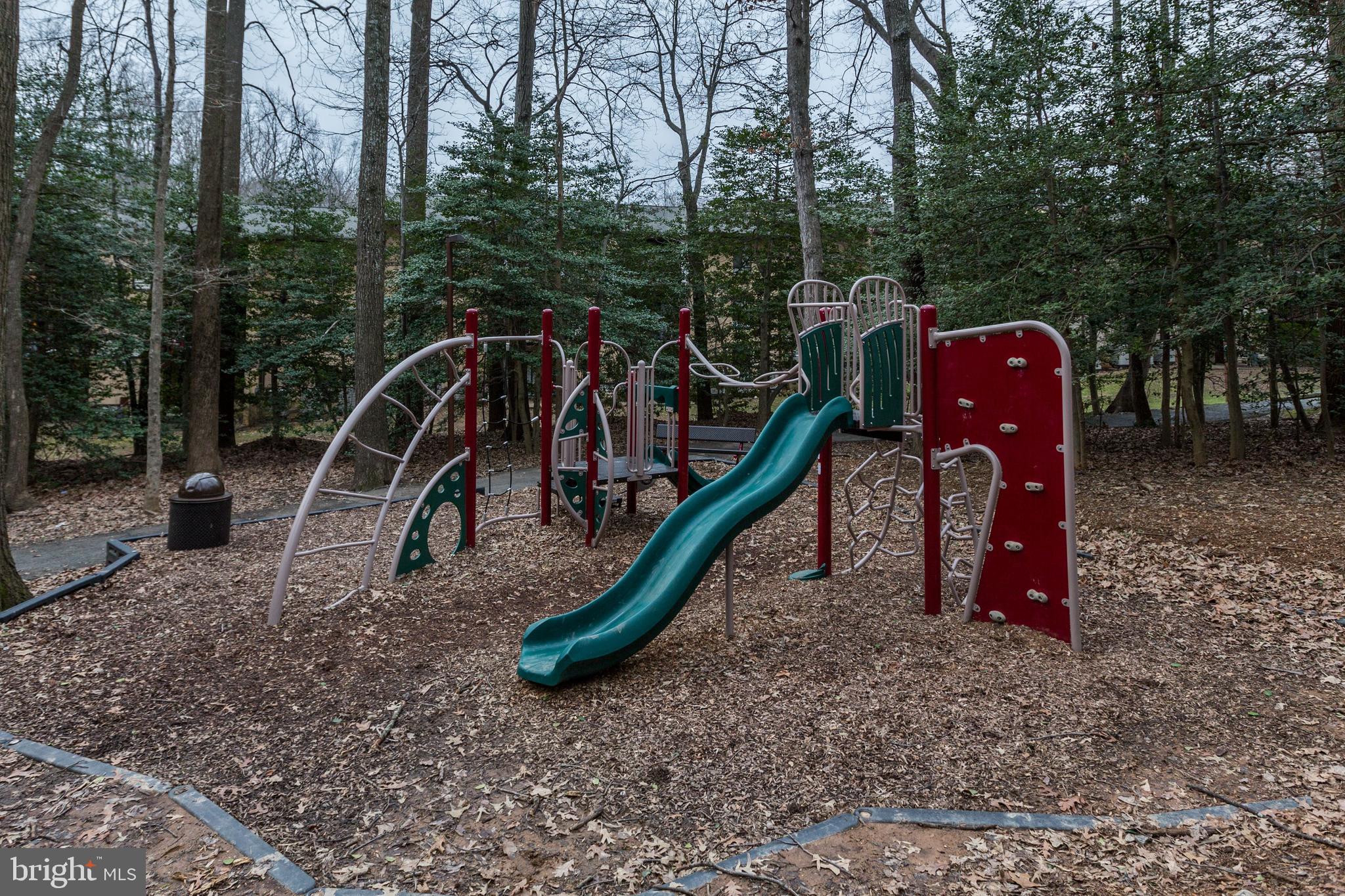 11651 Stoneview Square, Unit 11C Reston, VA 20191 - Photo 26 of 34 Community