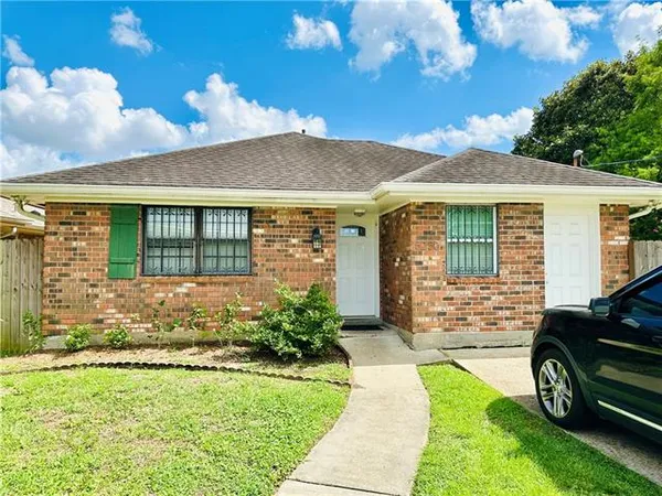 $2,200 | 5250 Hearst Street, Metairie, LA 70001