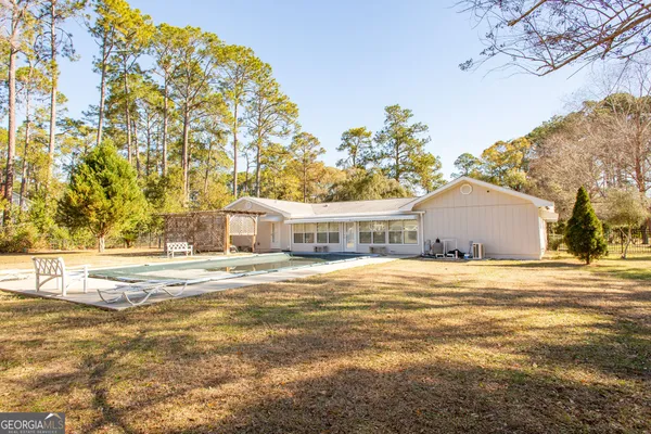 $395,000 | 1285 Lynn Drive, Waycross, GA 31501