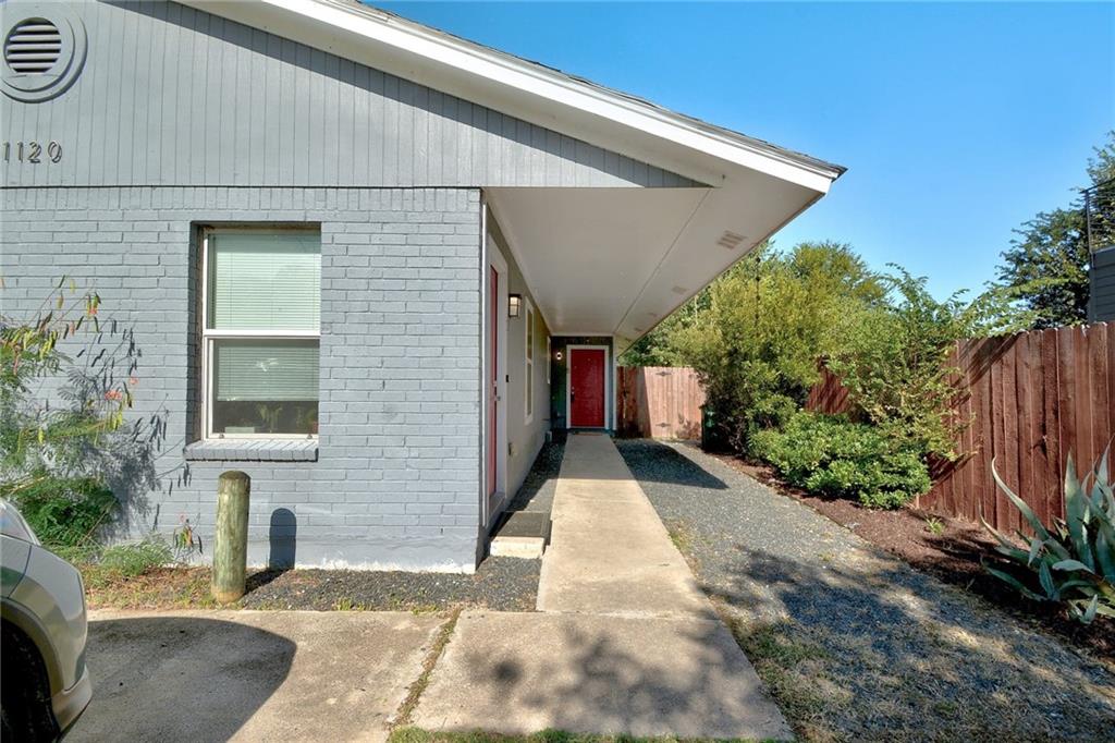 1120 Estes Avenue, Unit B Austin, TX 78721 - Photo 2 of 26