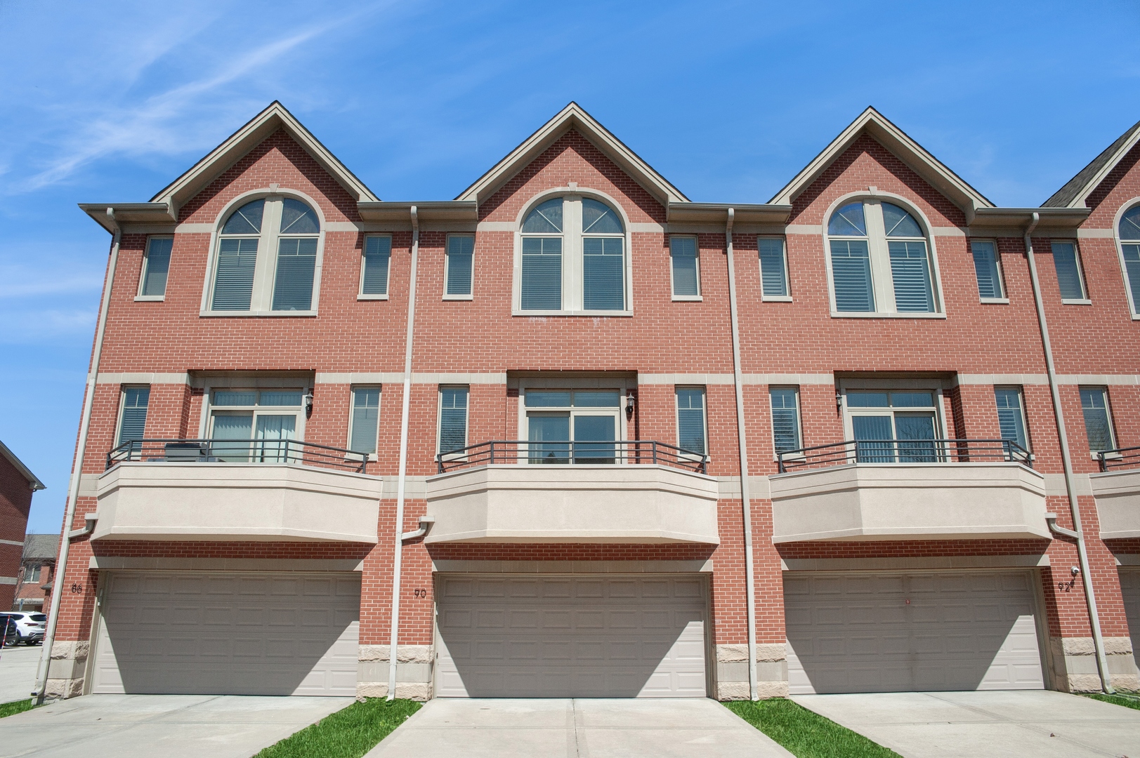 90 Legacy Lane Wheeling, IL 60090 - Photo 23 of 25