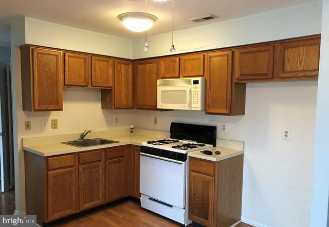 233 Brickhouse Road Princeton, NJ 08540 - Photo 2 of 13 Gallery Image 2