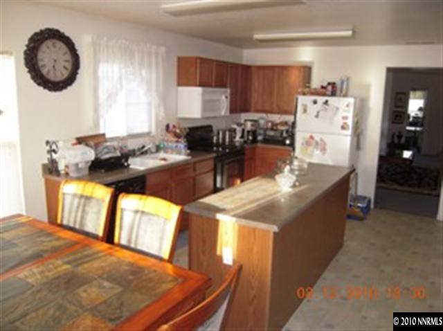 8911 Kemmer Street Reno, NV 89506 - Photo 2 of 6 Photo 2