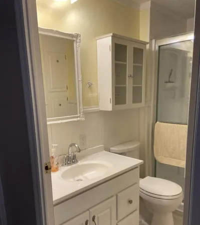 $1,500 | 19124 Meadowbrook Court, Fort Myers, FL 33903