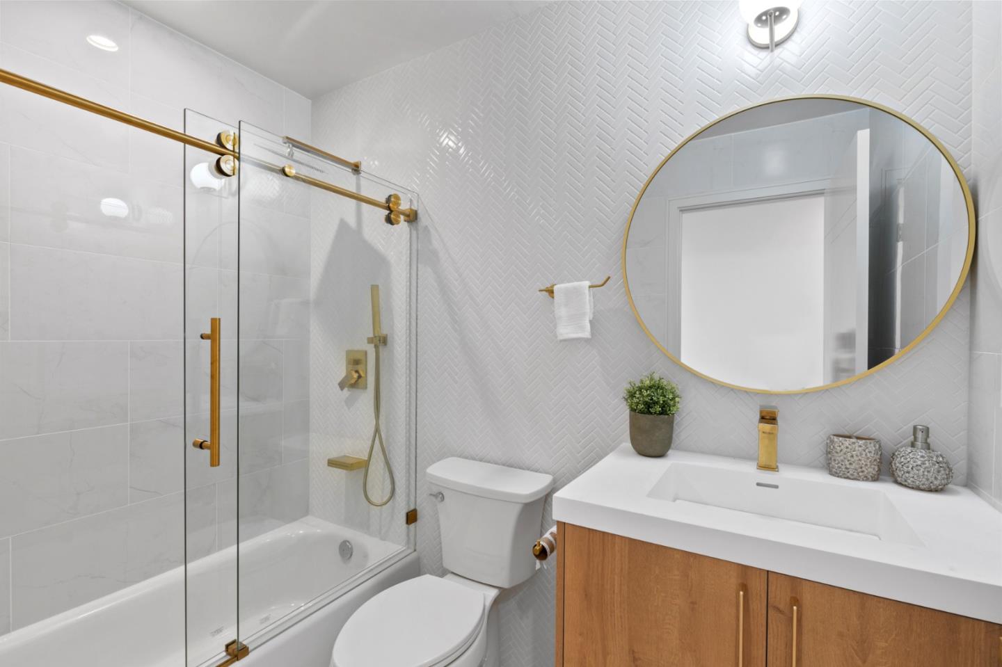 1381 Hampton Drive Sunnyvale, CA 94087 - Photo 25 of 28 a bathroom with a sink toilet and shower