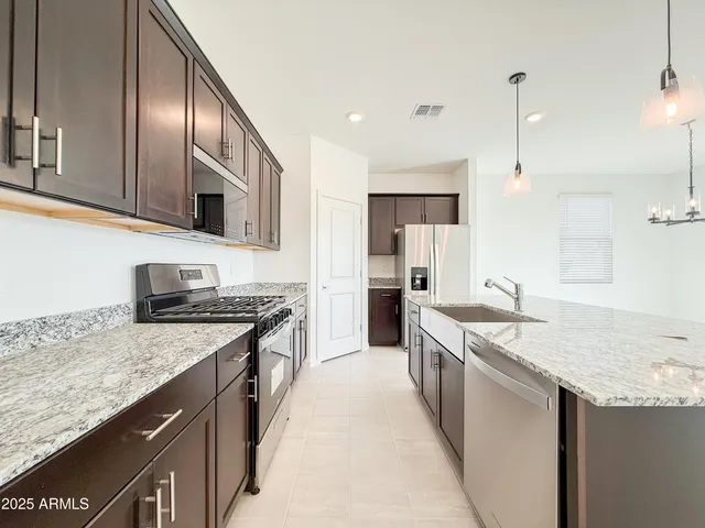 $2,295 | 17683 West Madison Street, Goodyear, AZ 85338