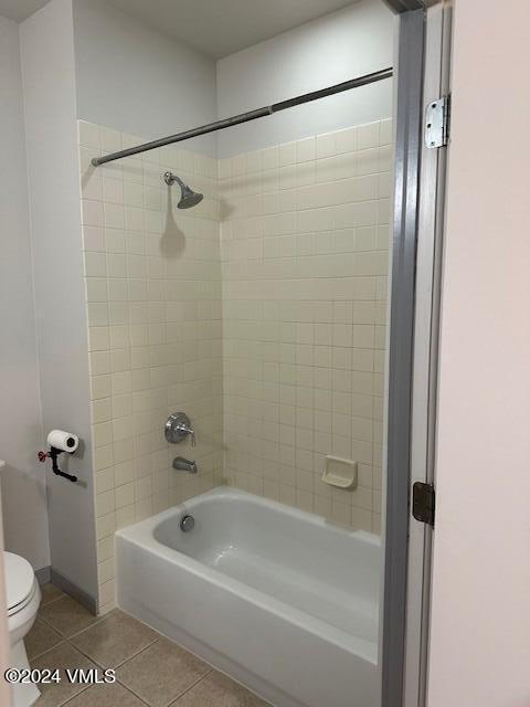 705 Nogal Road, Unit D6 Eagle, CO 81631 - Photo 15 of 15 a bath room with a toilet and a bath tub