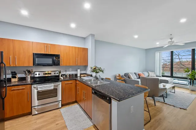 $448,000 | 1060 South 3rd Street, Unit 233, San Jose, CA 95112