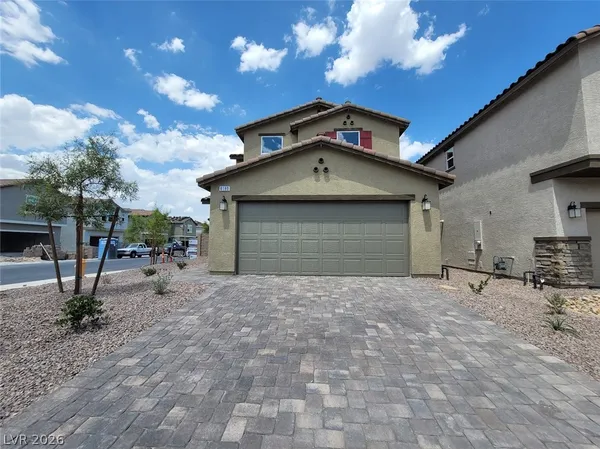 $2,300 | 8180 Seminario Avenue, Las Vegas, NV 89113