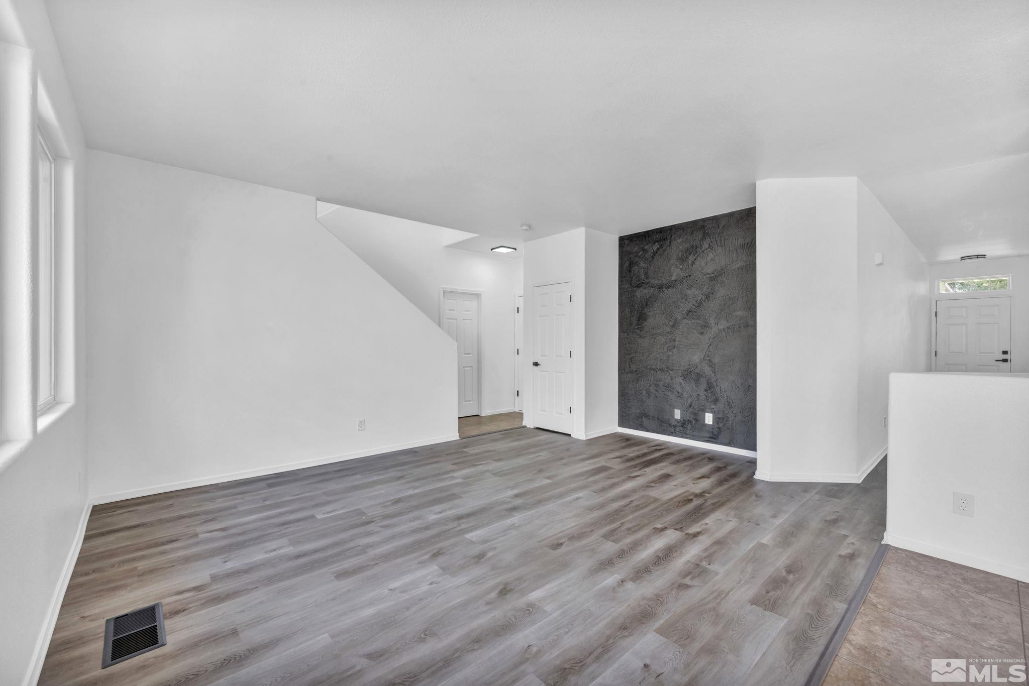 2290 Sapphire Ridge Way Reno, NV 89523 - Photo 32 of 40 Photo 32