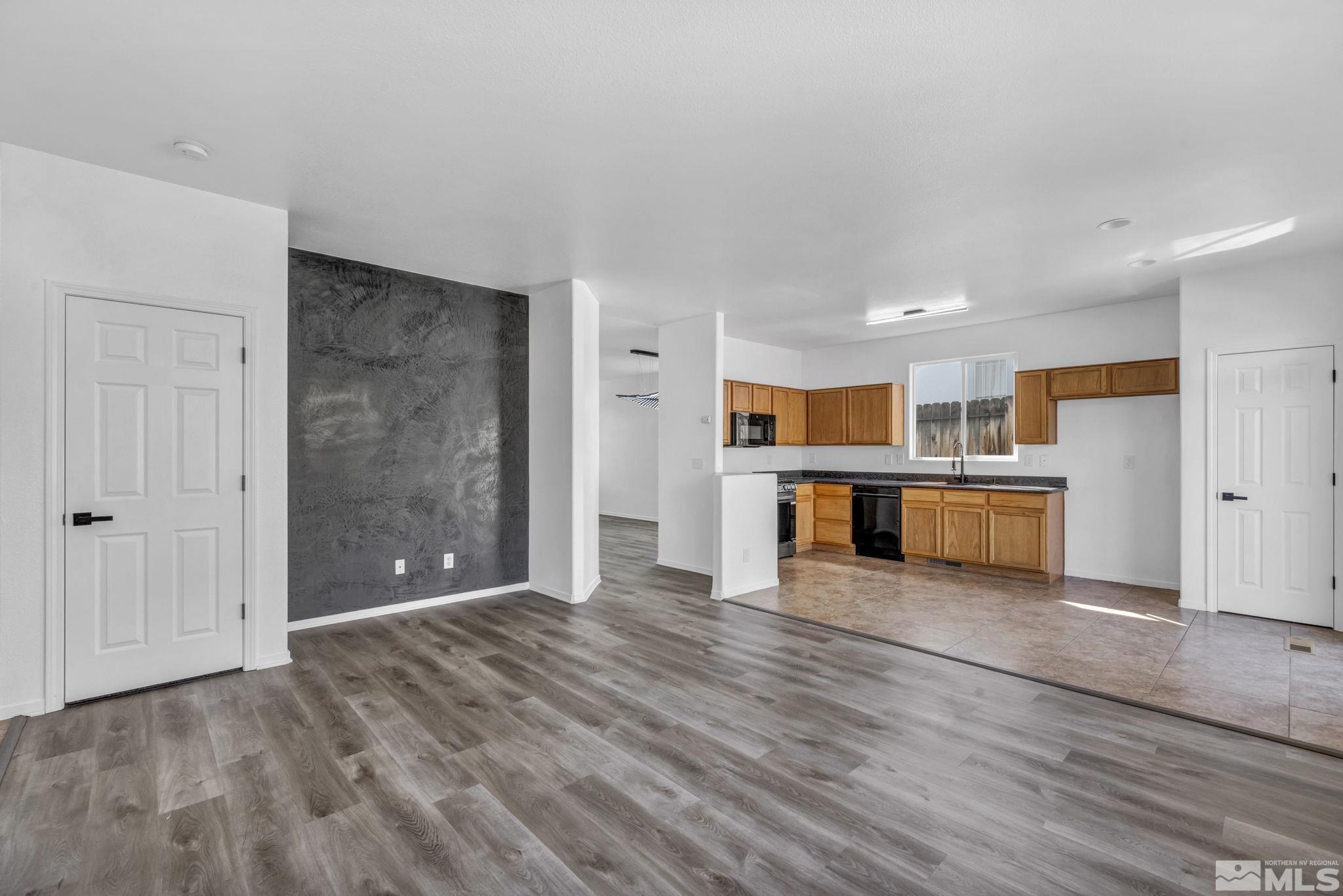 2290 Sapphire Ridge Way Reno, NV 89523 - Photo 35 of 40 Photo 35