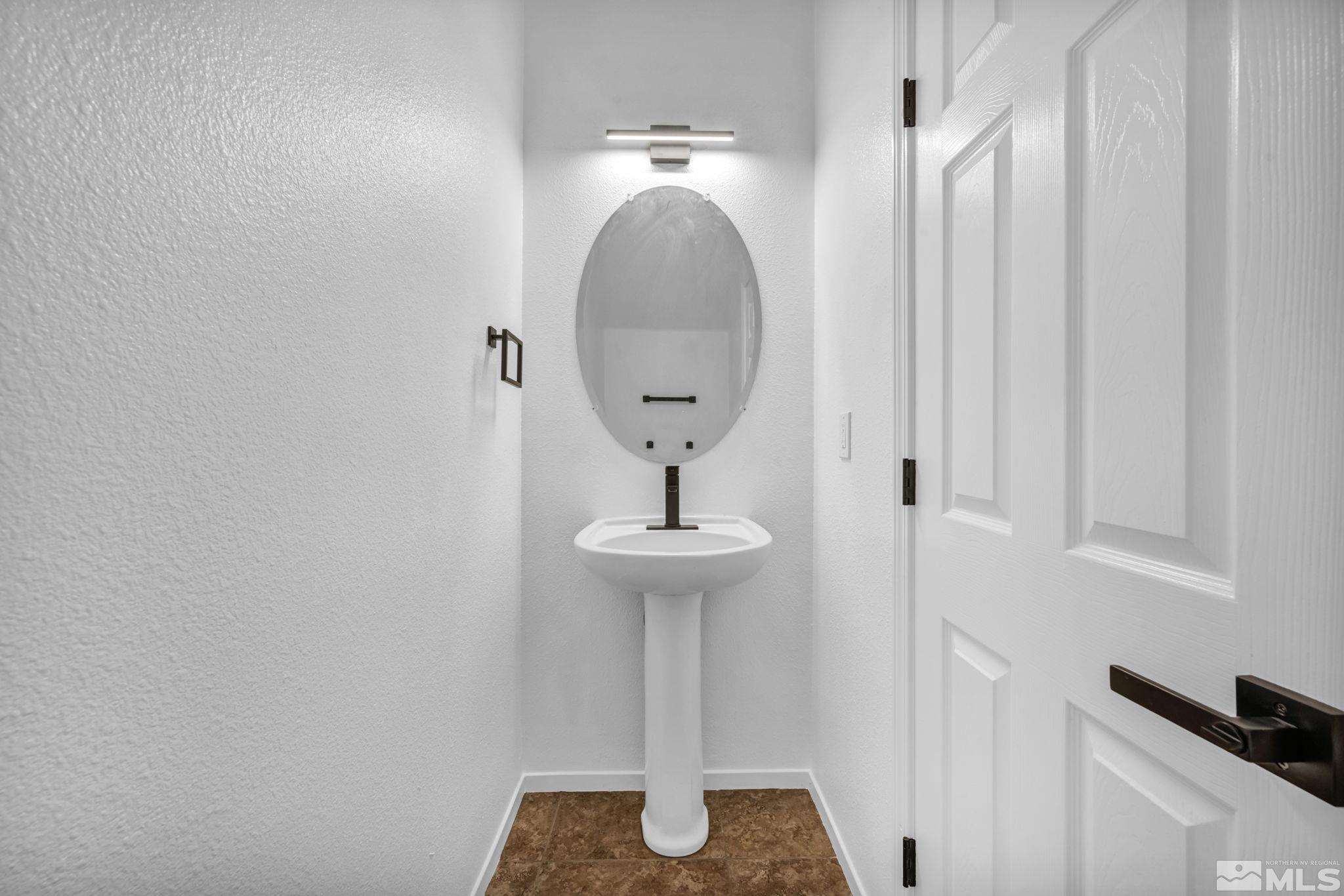 2290 Sapphire Ridge Way Reno, NV 89523 - Photo 37 of 40 Photo 37
