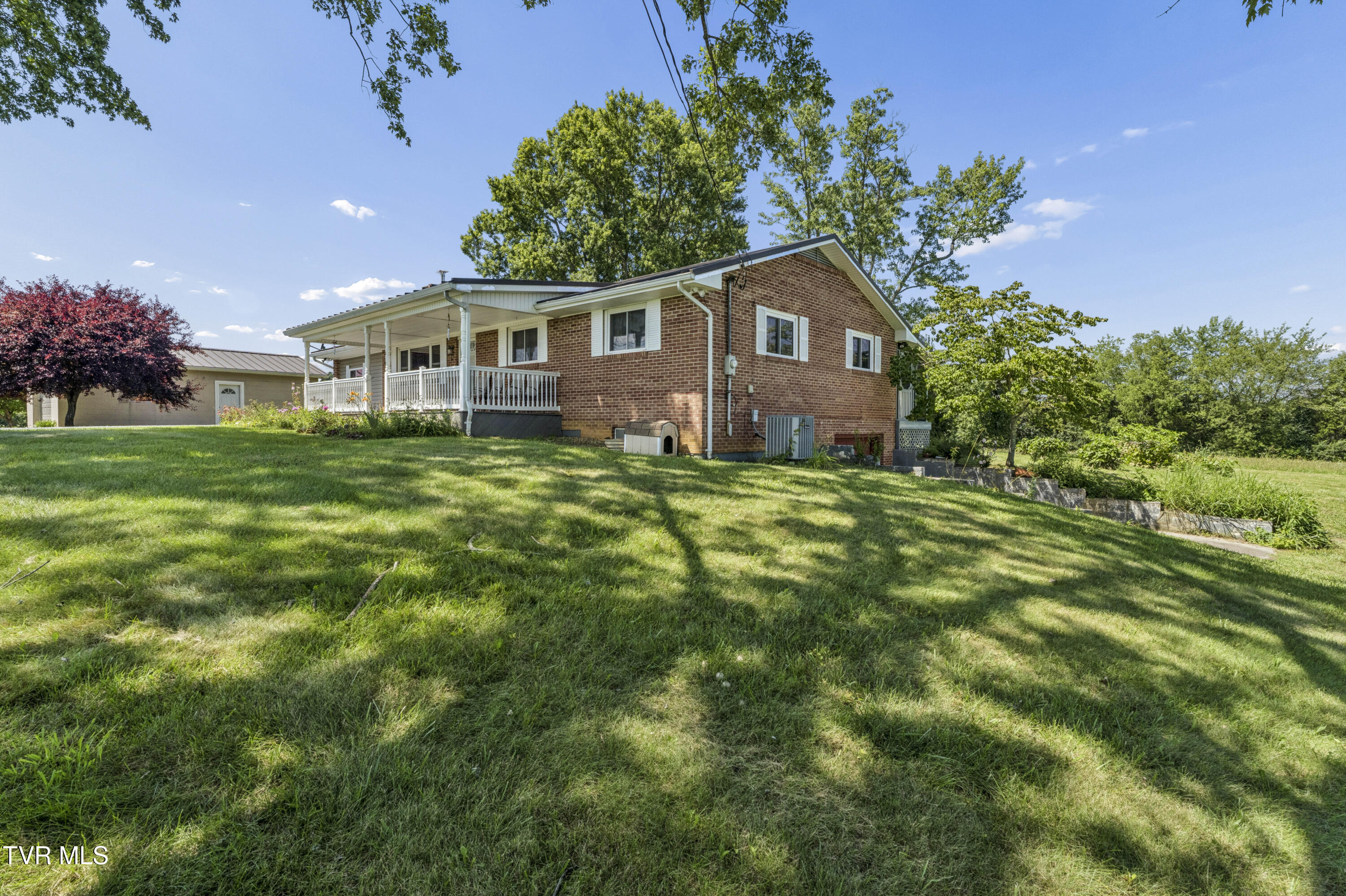 1655 Mary Lamons Road Afton, TN 37616 - Photo 50 of 58 Marylamons-49