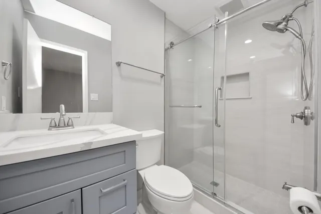 $2,500 | 7718 Romney Road, Houston, TX 77036