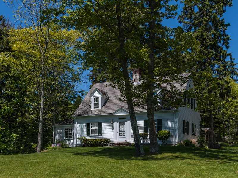 10 Perkins Road Boothbay Harbor, ME 04538 - Photo 12 of 13 Exterior Front.