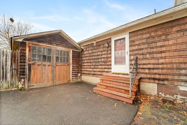 $147,000 | 121 West Street, Johnson City, NY 13790