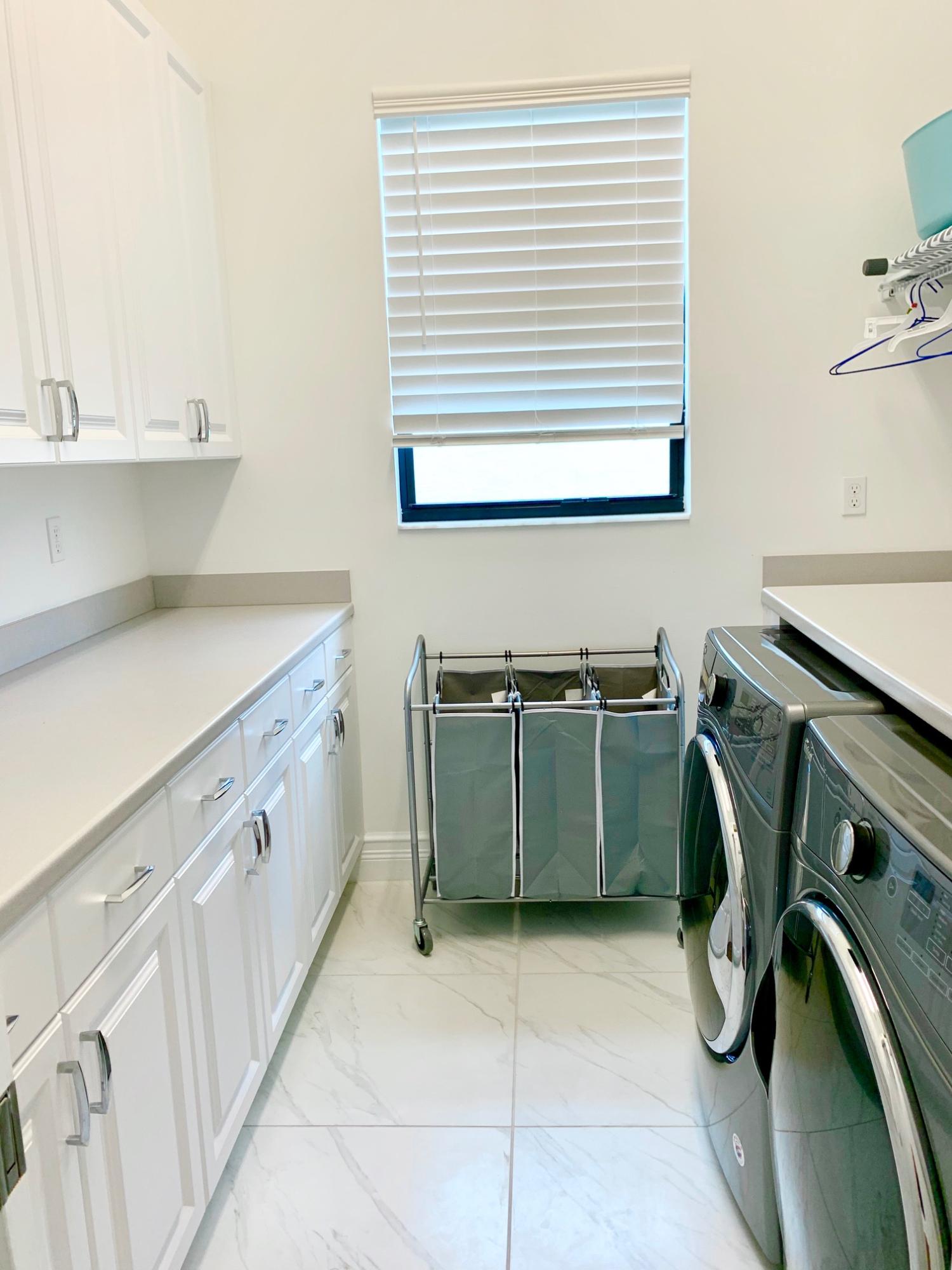 16286 Cabernet Drive Delray Beach, FL 33446 - Photo 38 of 59 Laundry