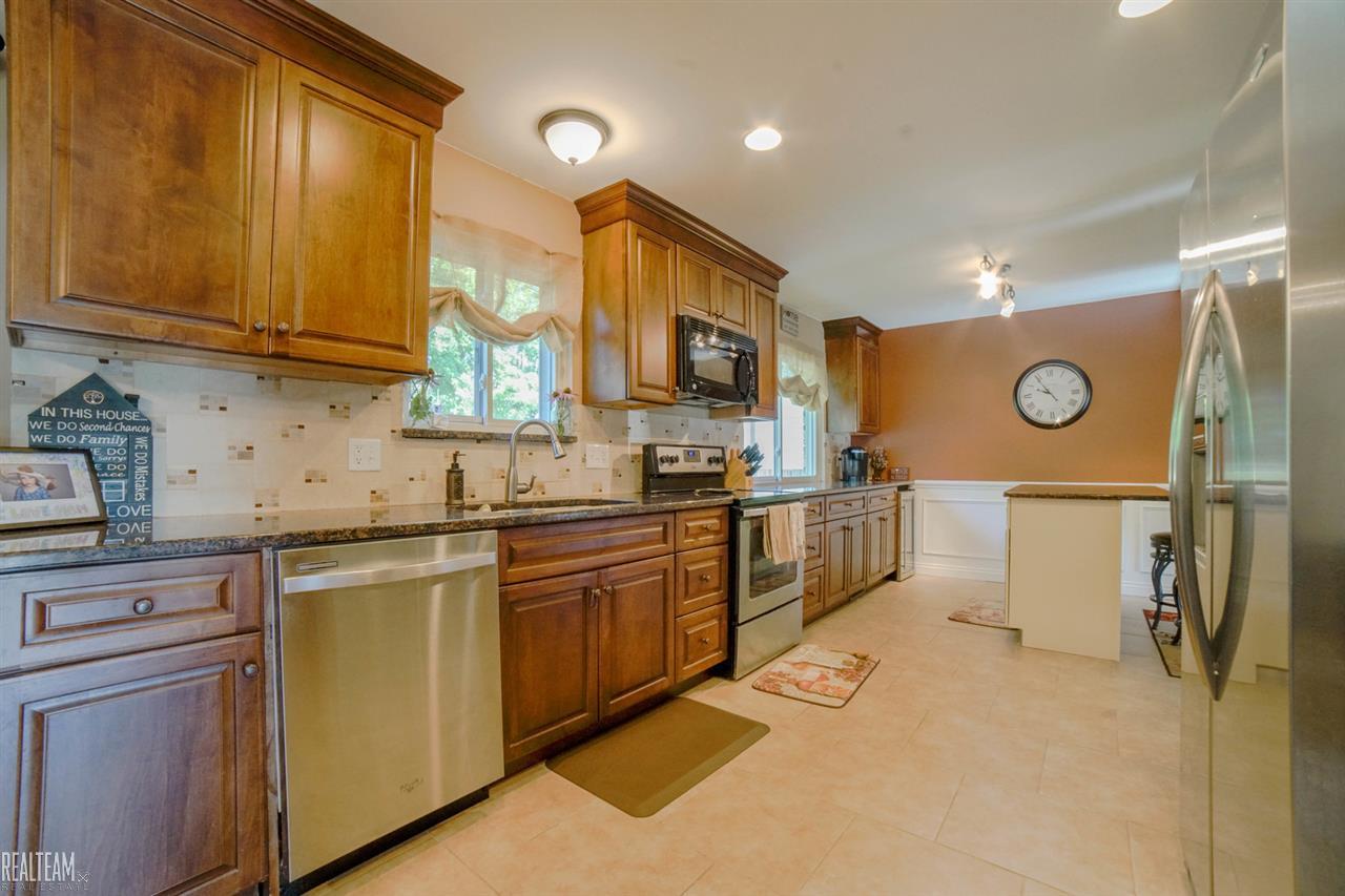 47405 Concord Road Macomb, MI 48044 - Photo 5 of 25