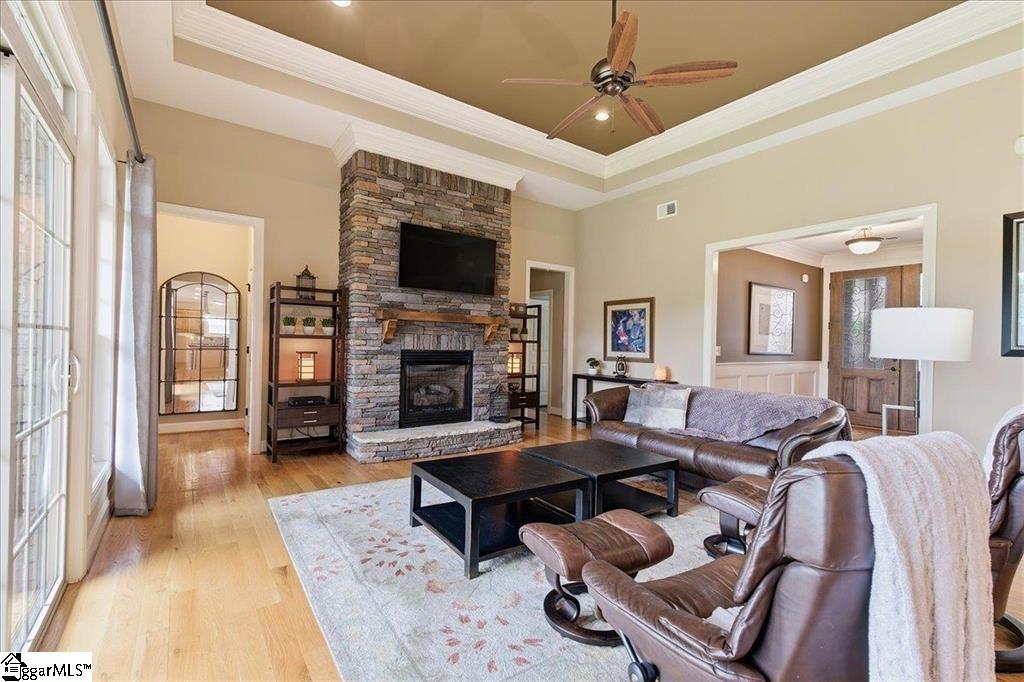 310 South Woodfin Ridge Drive Inman, SC 29349 - Photo 11 of 50 Gallery Image 11
