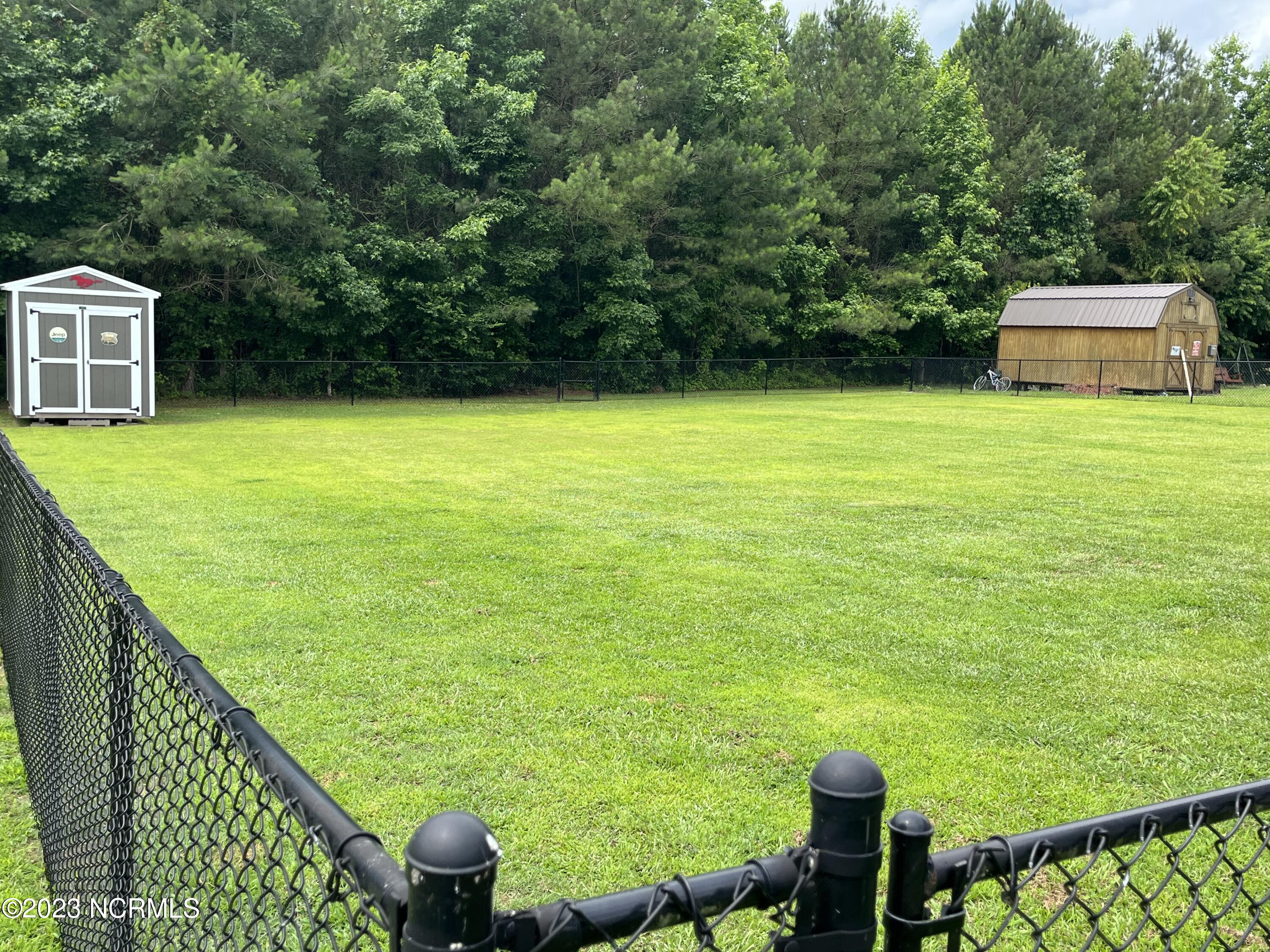 189 Cherry Run Road Washington, NC 27889 - Photo 31 of 36 immaculate back yard
