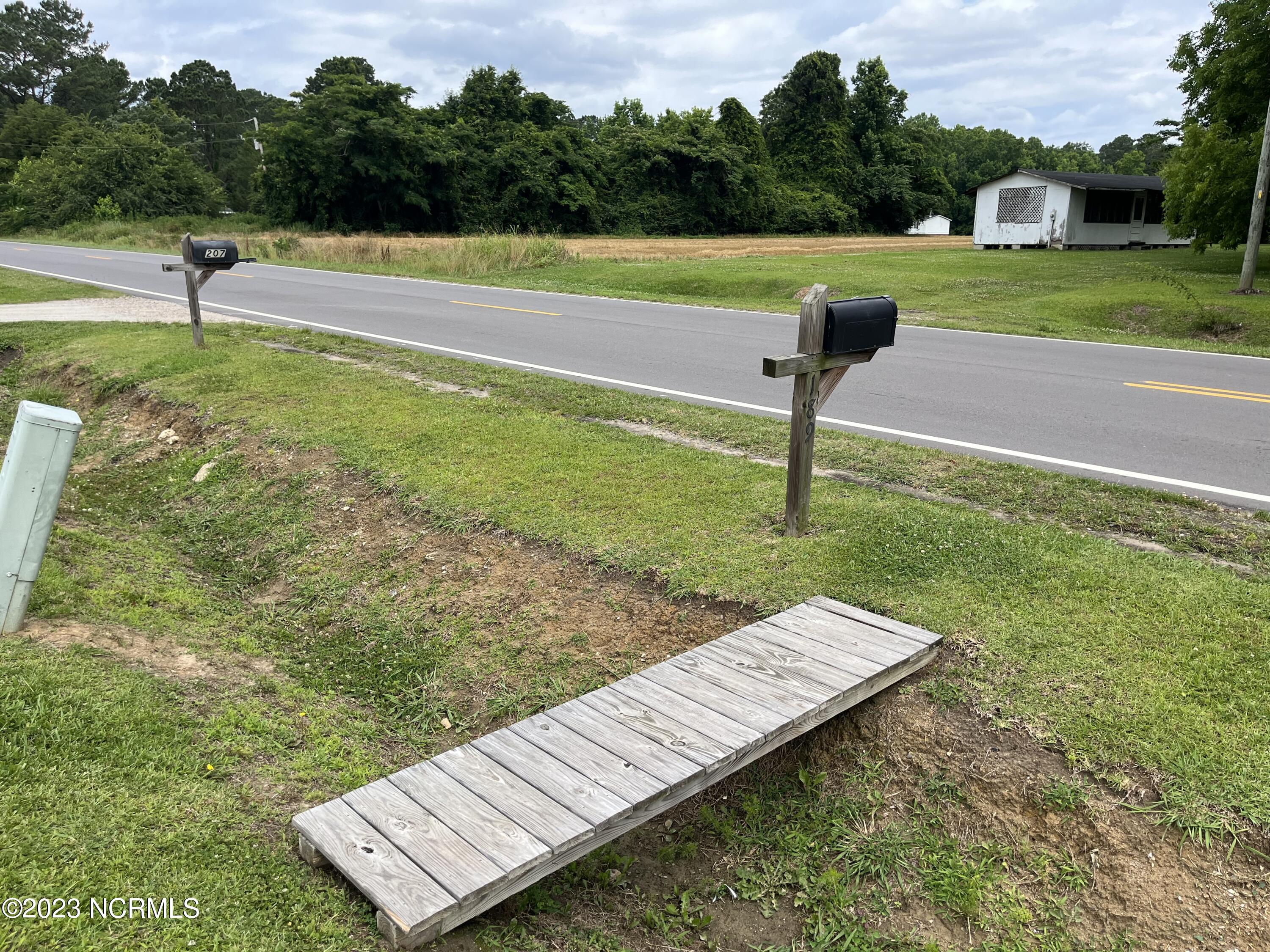 189 Cherry Run Road Washington, NC 27889 - Photo 35 of 36 Every detail bridge to mail
