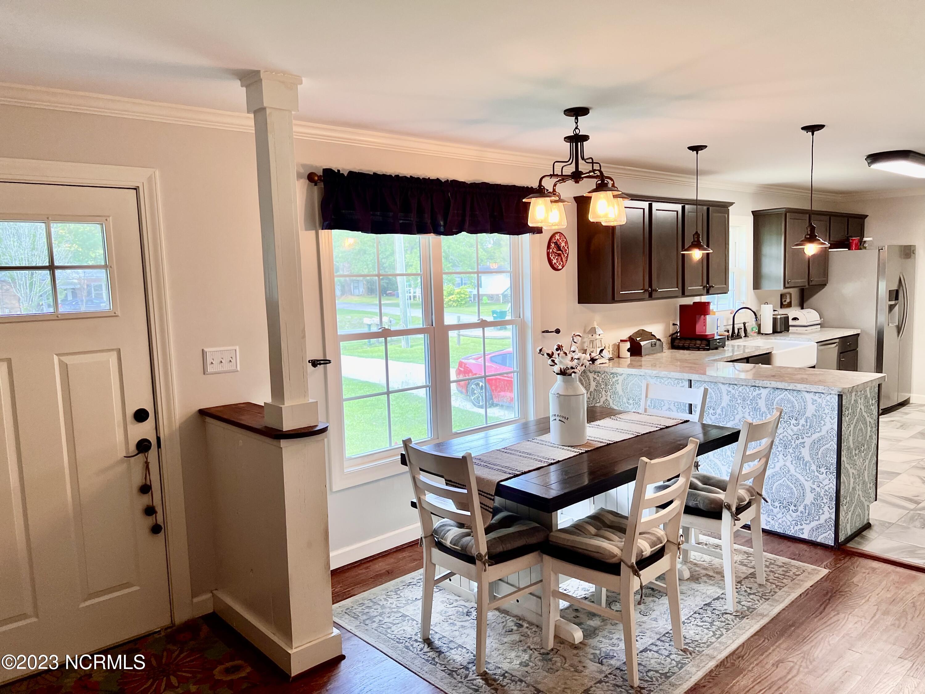 189 Cherry Run Road Washington, NC 27889 - Photo 6 of 36 Spacious dining area