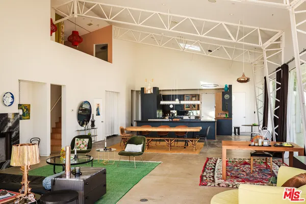 $3,000,000 | 1742 Deerhill Trail, Topanga, CA 90290