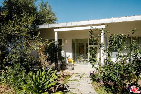 $3,000,000 | 1742 Deerhill Trail, Topanga, CA 90290