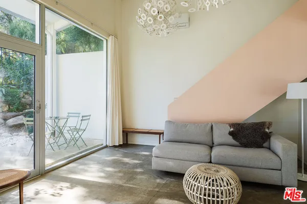 $3,000,000 | 1742 Deerhill Trail, Topanga, CA 90290