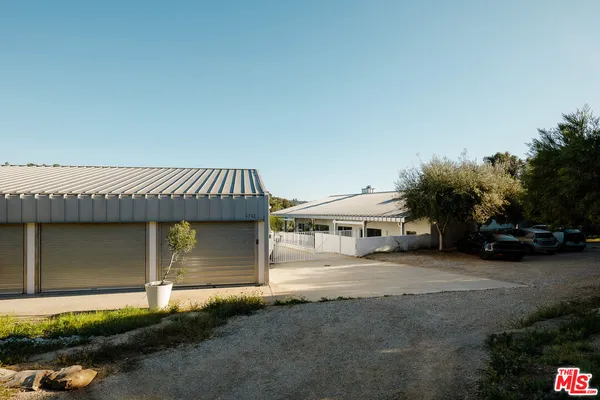 $3,000,000 | 1742 Deerhill Trail, Topanga, CA 90290