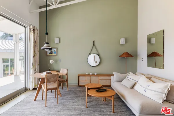 $3,000,000 | 1742 Deerhill Trail, Topanga, CA 90290