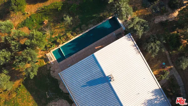 $3,000,000 | 1742 Deerhill Trail, Topanga, CA 90290