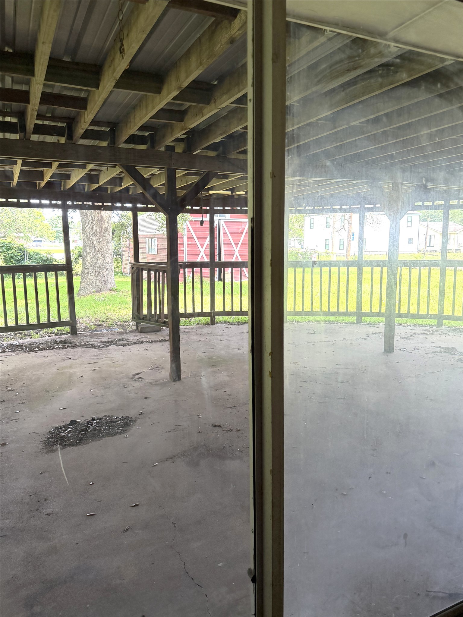 1036 8th Street Hempstead, TX 77445 - Photo 26 of 27 covered large patio