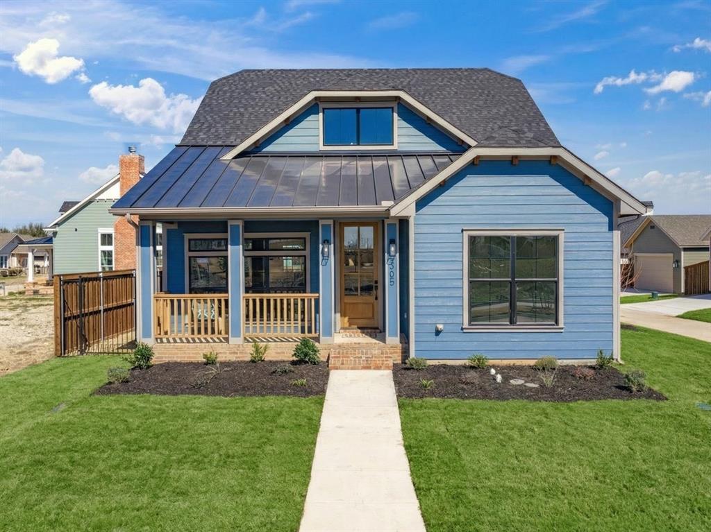 305 Dylan Way Midlothian, TX 76065 - Photo 2 of 40