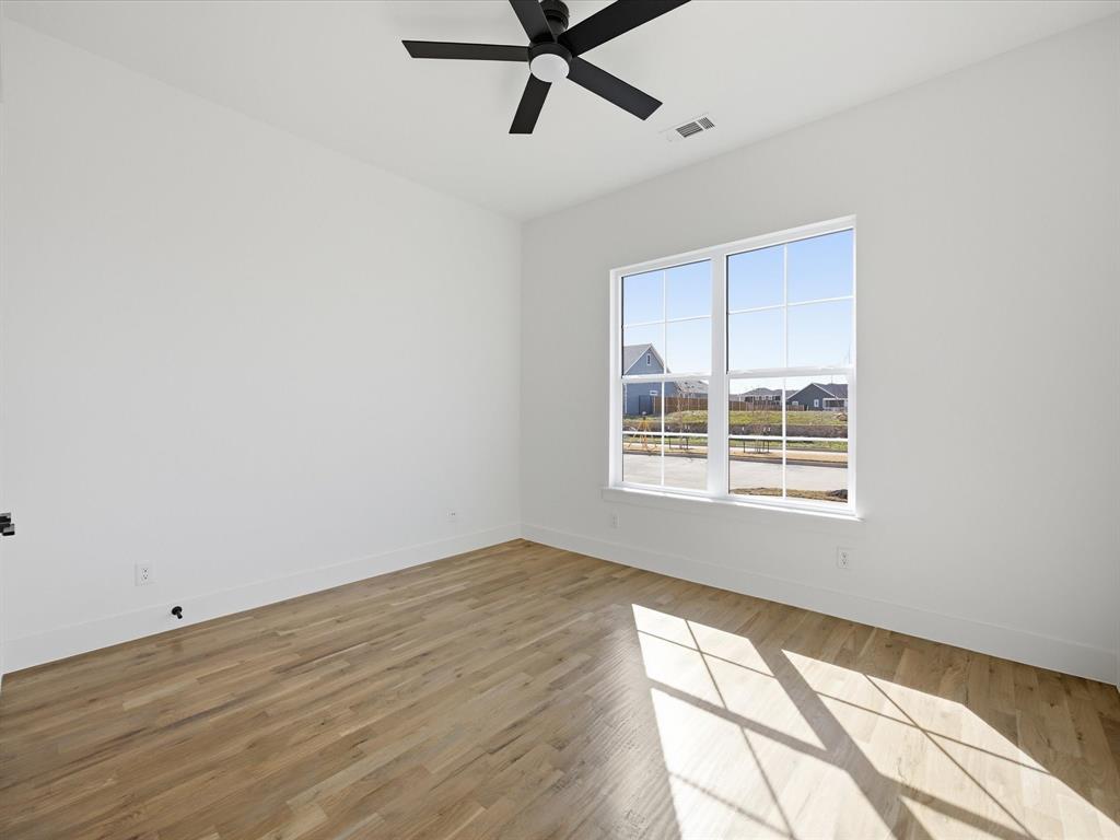 305 Dylan Way Midlothian, TX 76065 - Photo 23 of 40