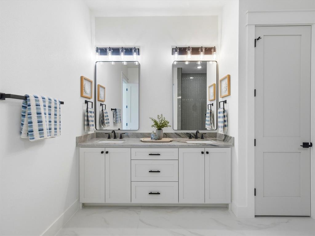 305 Dylan Way Midlothian, TX 76065 - Photo 28 of 40