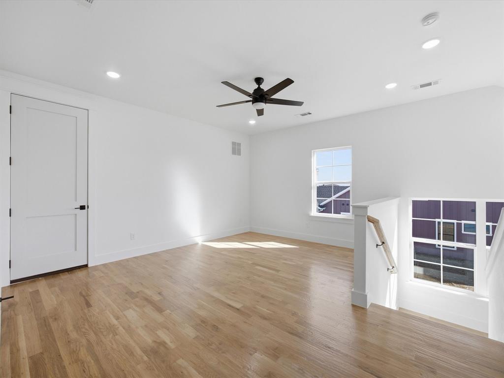 305 Dylan Way Midlothian, TX 76065 - Photo 32 of 40