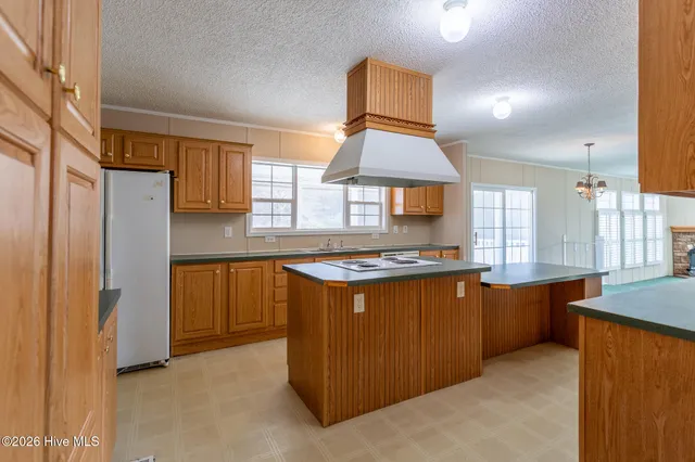 $249,000 | 330 Old Hertford Road, Edenton, NC 27932