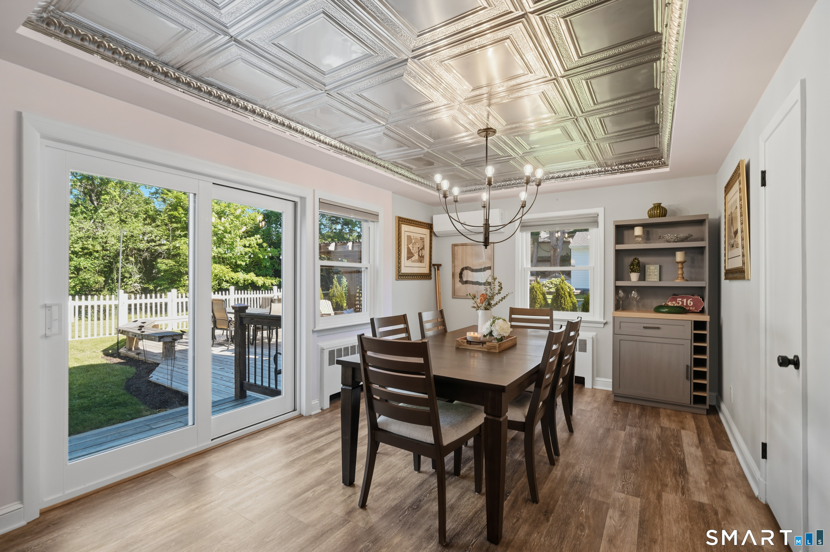 516 Stillwater Road Stamford, CT 06902 - Photo 11 of 37