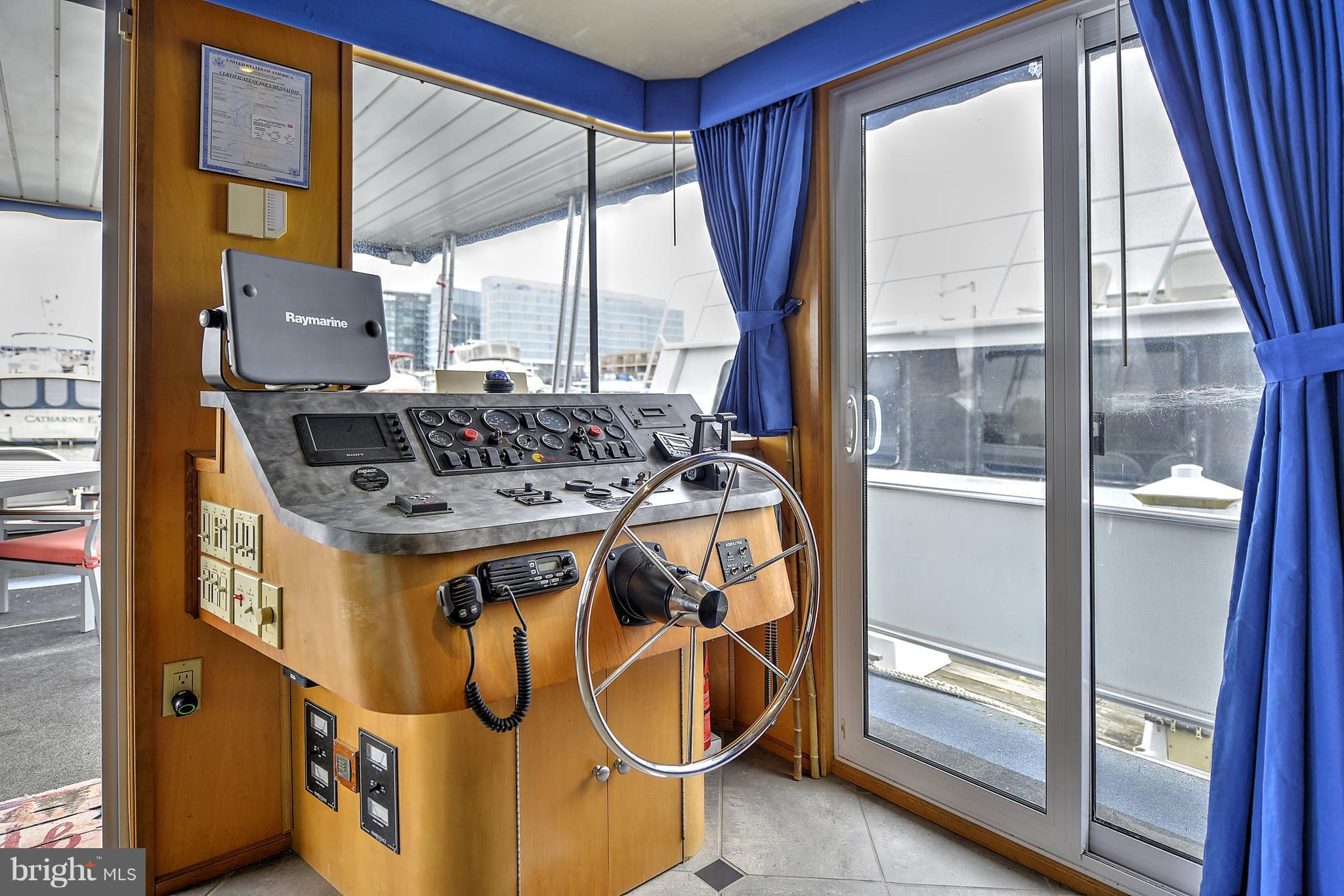 600 Water Street Southwest Washington, DC 20024 - Photo 4 of 30 1 of 2 places to drive the boat