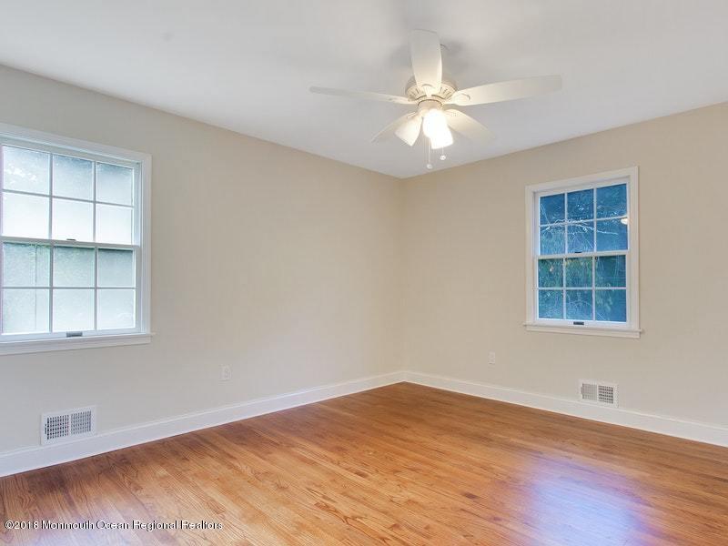 44 Fox Hill Road Middletown, NJ 07748 - Photo 21 of 27 019-291587-IMG_6556_7017891
