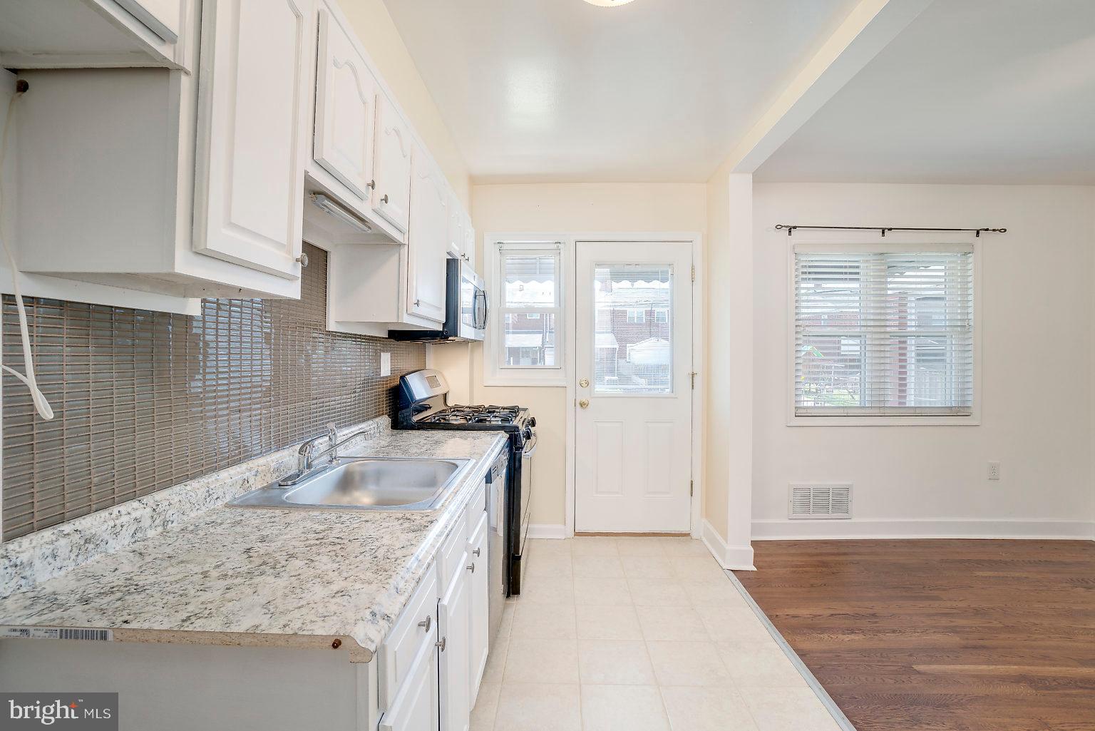 1907 Stanhope Road Baltimore, MD 21222 - Photo 13 of 32