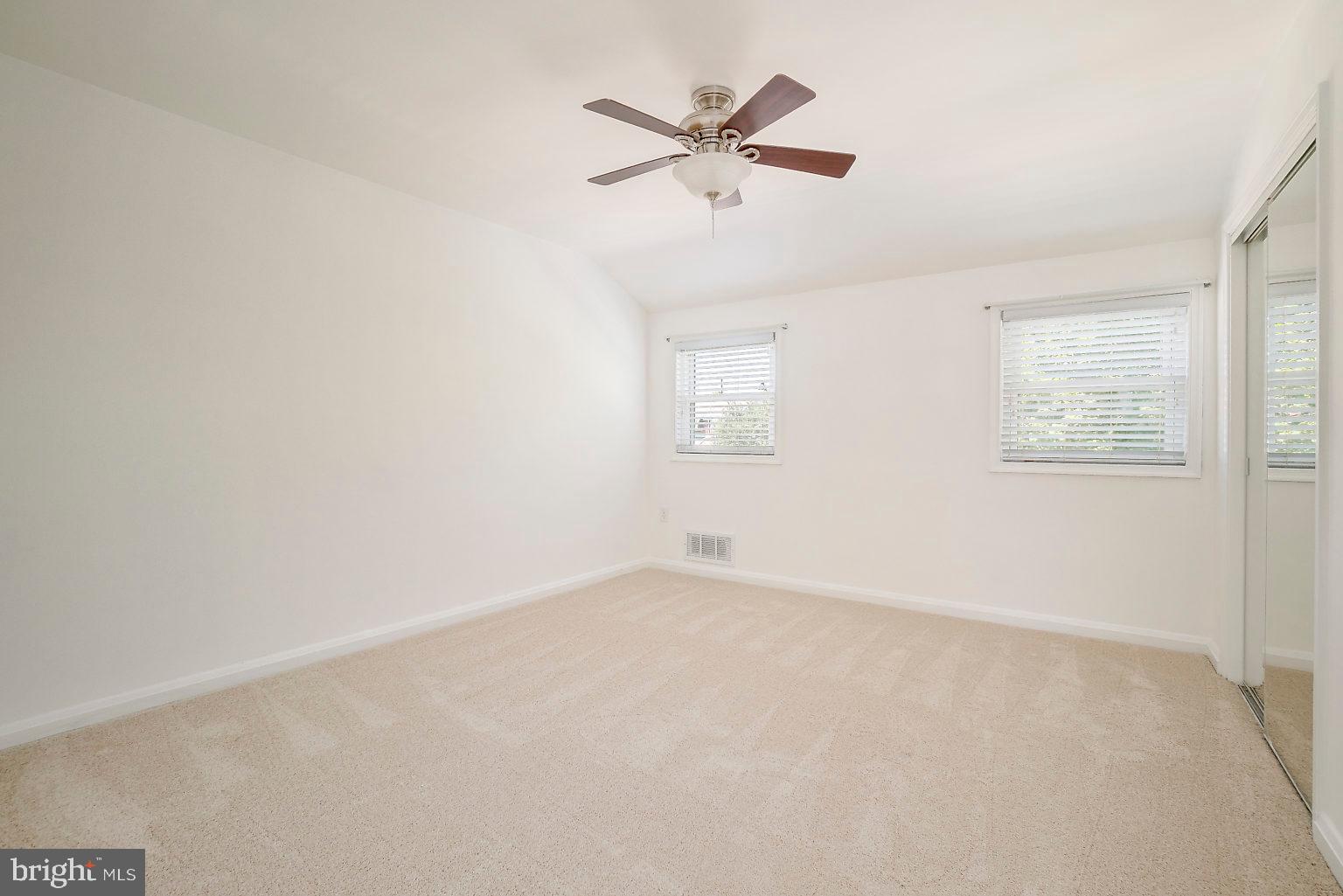1907 Stanhope Road Baltimore, MD 21222 - Photo 16 of 32