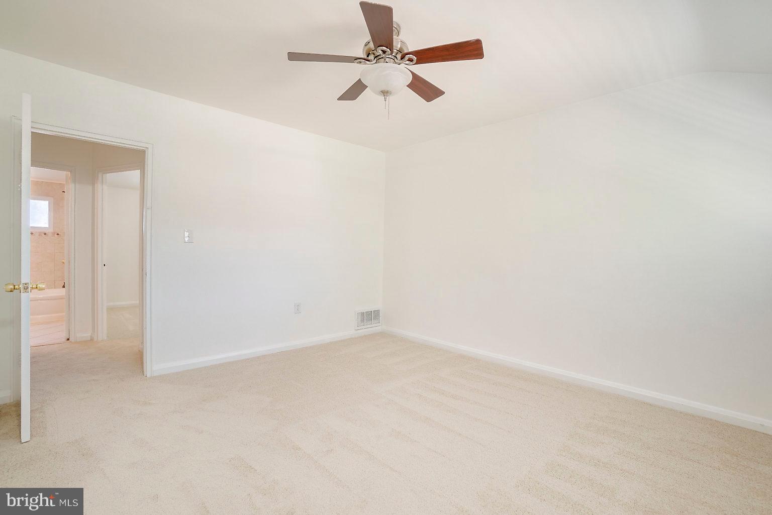 1907 Stanhope Road Baltimore, MD 21222 - Photo 18 of 32