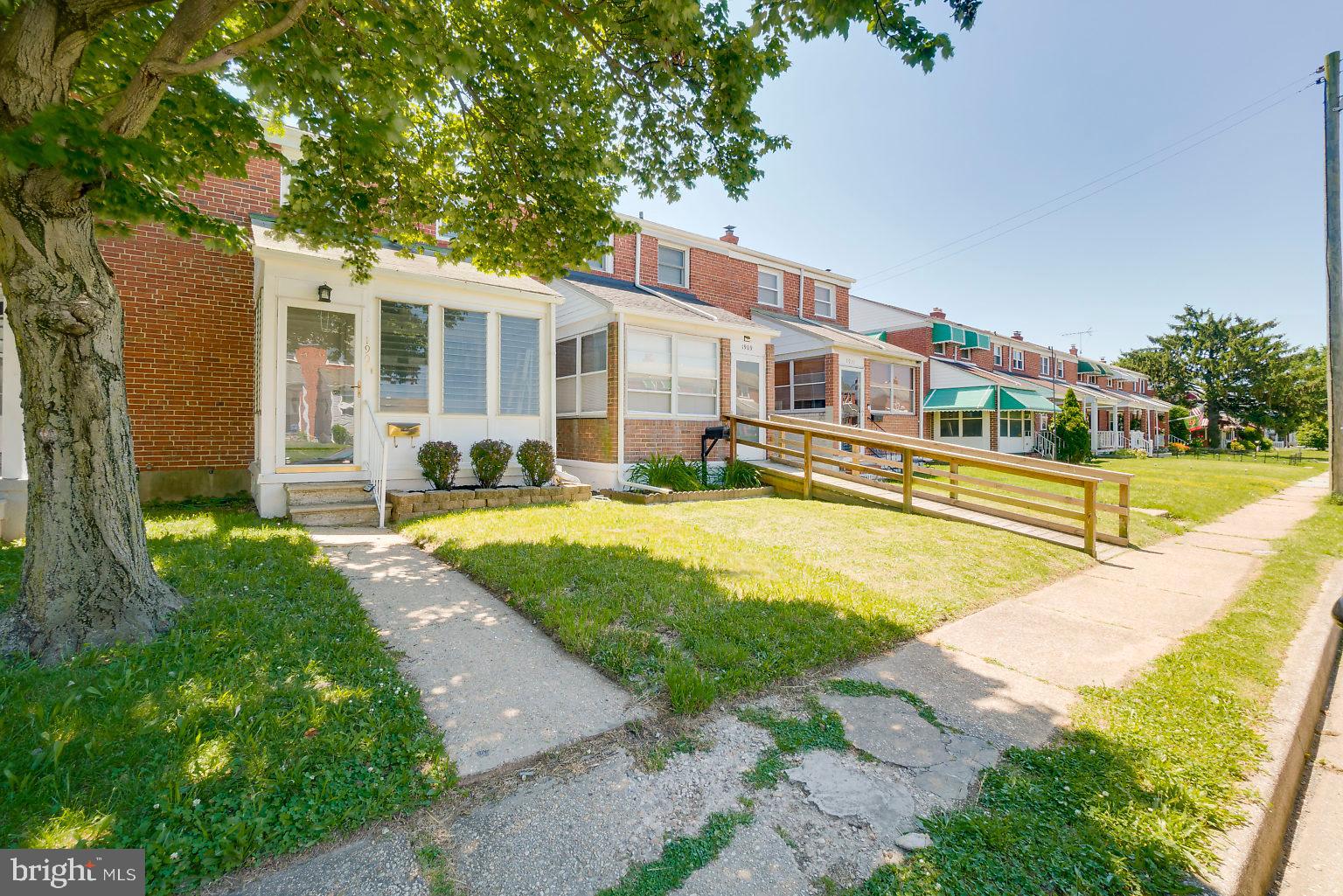 1907 Stanhope Road Baltimore, MD 21222 - Photo 3 of 32