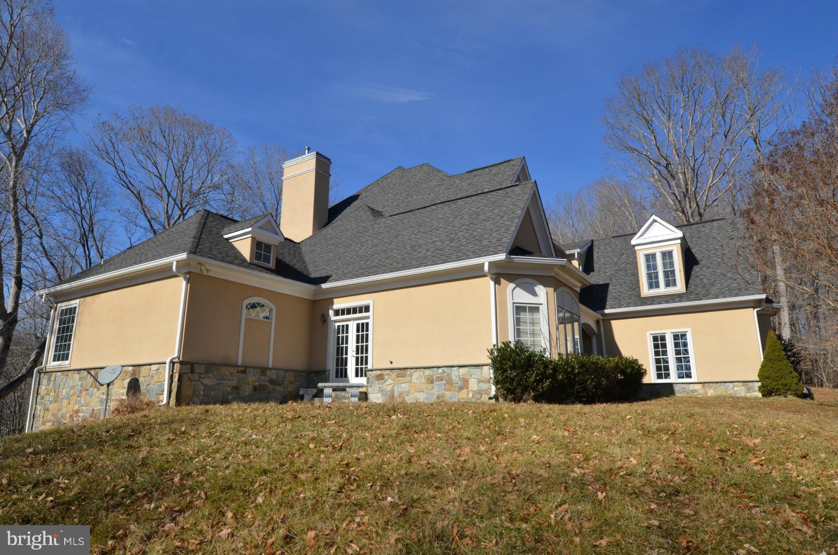6434 Carters Run Road Marshall, VA 20115 - Photo 3 of 29 a front view of a house with a yard