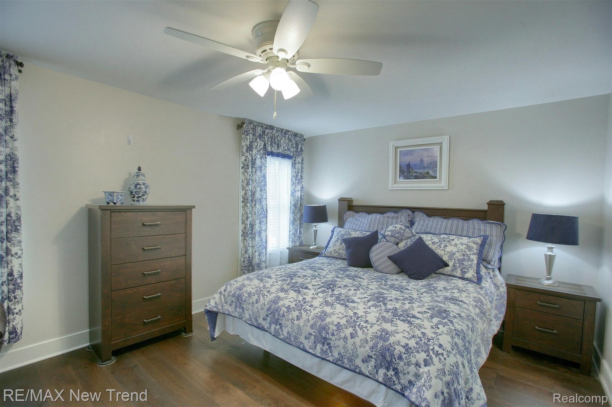 1317 Nightingale Road Wixom, MI 48393 - Photo 14 of 41 14-Master Bedroom.jpg