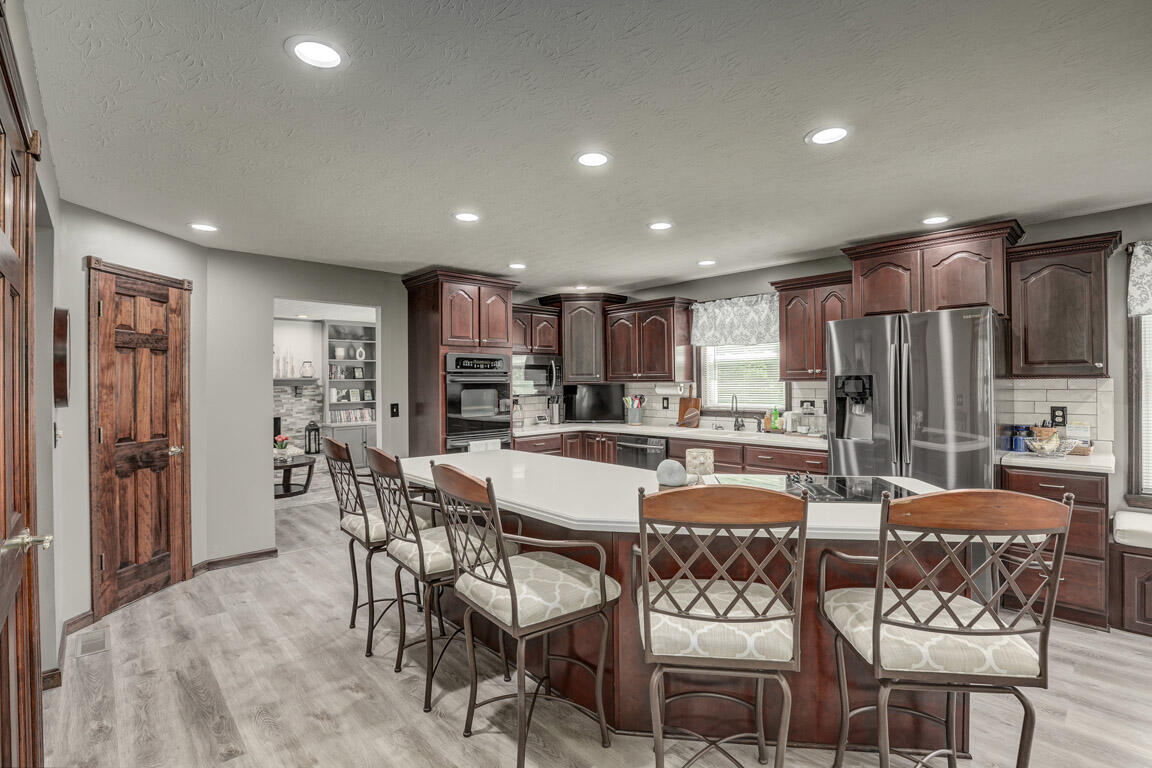 330 Oak Street Butler, KY 41006 - Photo 8 of 49